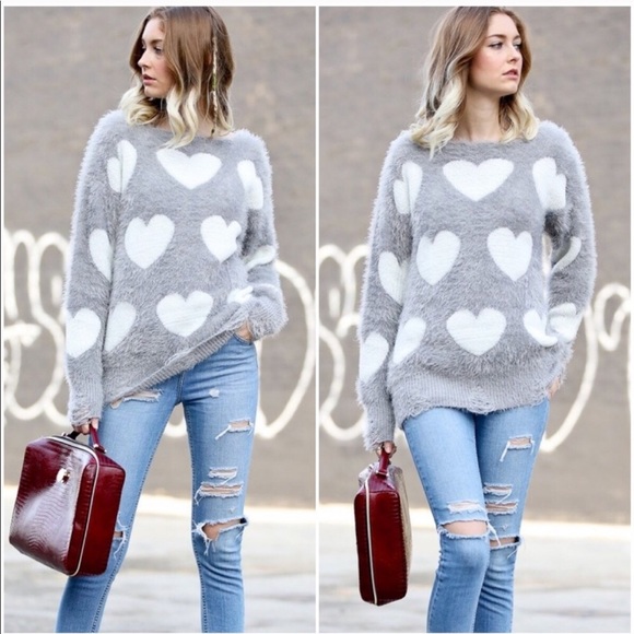 Fluffy Distressed Heart sweater❤️. HP 3/3🔥💥 - Picture 3 of 8
